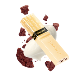 Белый шоколад с кремовой начинкой и кусочками печенья 